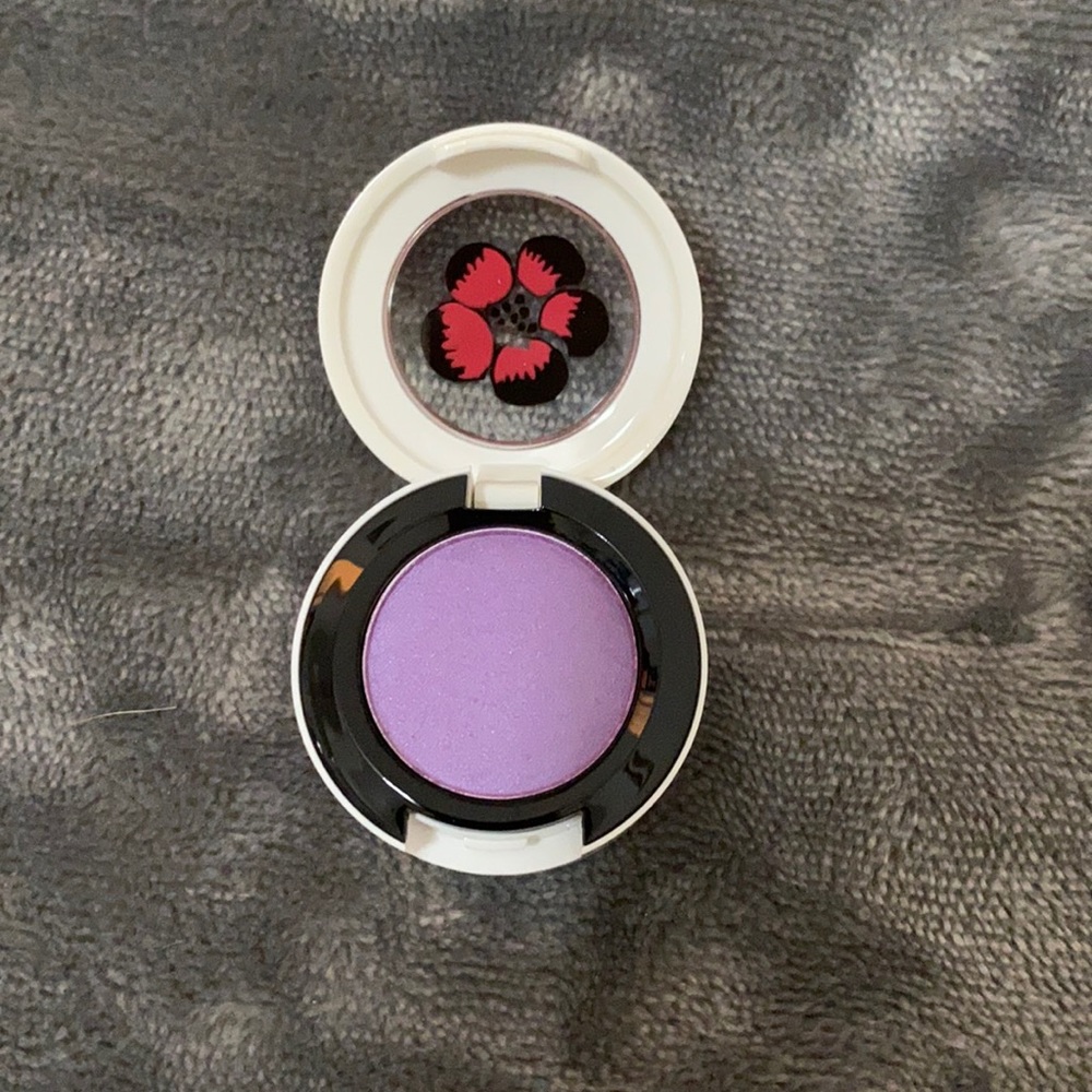NEW MAC Eye Shadow